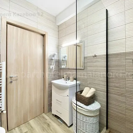 Mamaia Nord Kazeboo Apartamento *